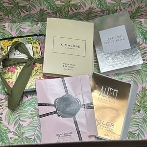 Mini fragrance set. Jo Malone, Tom ford, Gucci, flower bomb, alien 7 total
